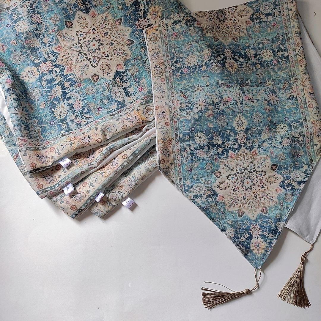 Kombinasi sarung bantal blush dan sage dari Sarung Bantal Chic.